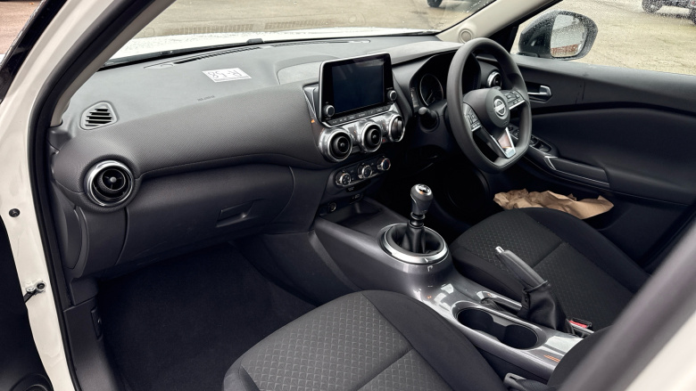 Nissan Juke 1.0 DiG-T 114 Acenta 5dr Petrol Hatchback